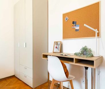 Via Francesco Reina, Milan, Lombardy 20133 - Photo 1