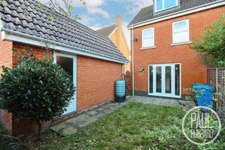 Killick Crescent, Carlton Colville, NR33 - Photo 5