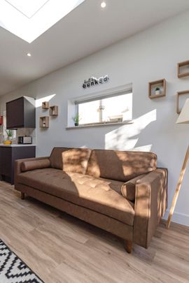 Manners #70 - Photo 1