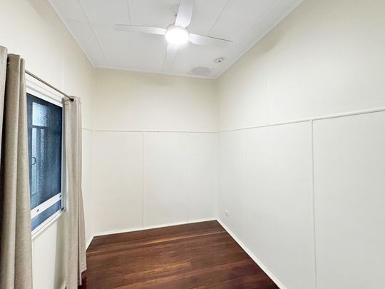 68 Dayman Street, Urangan - Photo 1