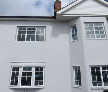 Bedroom Detached House In Ensbury, BH10 - Photo 5