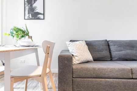 Wonderful single room in Via Riccardo Pitteri - Photo 3