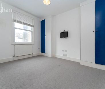 2 bedroom maisonette to rent - Photo 6