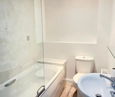 2 bedroom terraced house to rent - Photo 5