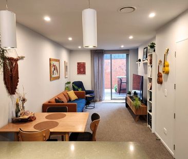 Executive Fully Furnished Two Bedroom Home! - Photo 6