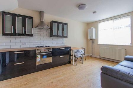 Newport Road, Roath, CF24 - Photo 3