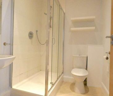 Brownlow Road, N11 - Photo 6