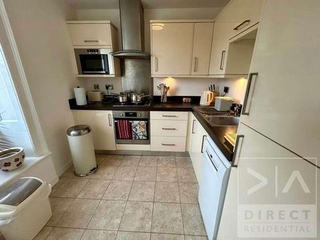 Church Street, Epsom, KT17 - Photo 2