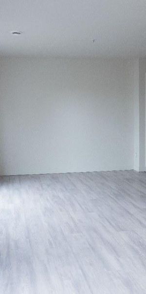 5.5 sur deux étages à St-Sauveur - Photo 1