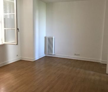Location appartement 3 pièces, 66.00m², Vitry-sur-Seine - Photo 2