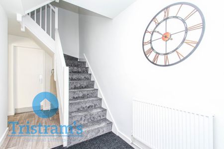 1 bed Shared House for Rent - Photo 2