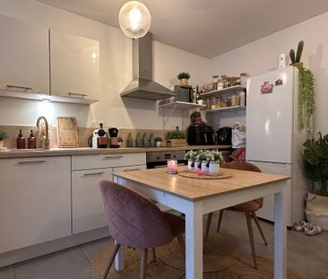 Location Appartement 2 pièces 44m² VILLEFRANCHE SUR SAONE 69400 - Photo 4