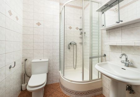 Dom z ogrodem na Kabatach - Zdjęcie 2