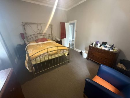 HUGE SOUTH GRAFTON APARTMENT WITH FANTASTIC UPGRADES - Photo 3