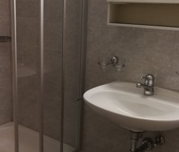 Geräumige 4.5-Zimmer-Wohnung mit Balkon und schöner Aussicht in Alc... - Foto 6