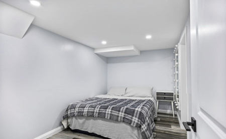 For Lease - 3 Mary Street, St. Thomas, Ontario - Photo 2