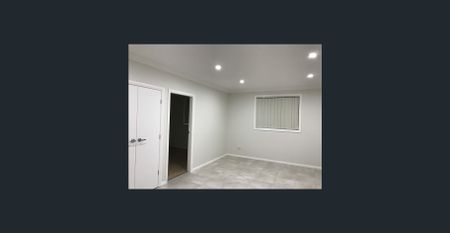 Modern 2 Bedroom Granny Flat *Including Water* - Photo 2
