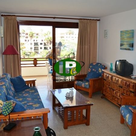 Apartment mit 2 Schlafzimmer, Balkon mit Sitzgruppe und mit Meerblick - Foto 2