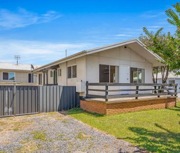 Charming home in heart of Empire Bay - Photo 6