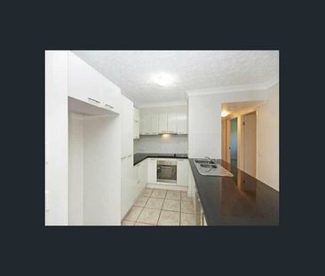 100 Ninth Ave, Railway Estate, Qld 4810 - Photo 6