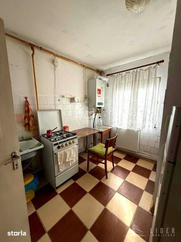 Apartament 2 camere decomandat Grigorescu zona Plaja Grigorescu - Fotografie 5