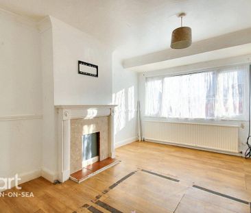 3 bedroom semi-detached house to rent - Photo 3