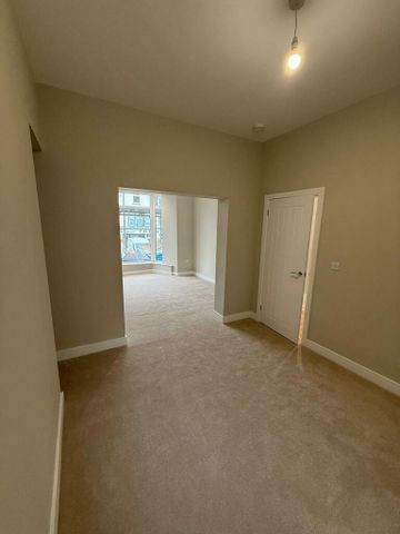 King Edwards Road, Brynmill, Swansea - Photo 2