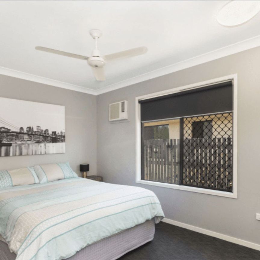 Exceptional Family Home in the Heart of North-Shore Living - Photo 1