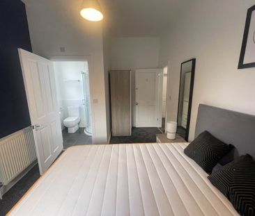 Haddon Road (room 2), Burley, Leeds - Photo 2