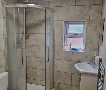 3 Bed Terraced House, Pinner Road, HA1 - Photo 5