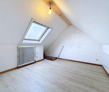 Appartement met 2 slaapkamers, ruim terras en garage te Koekelare - Photo 4