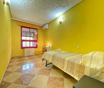 Calle del Cabo Machichaco, Madrid, Community of Madrid 28053 - Photo 4