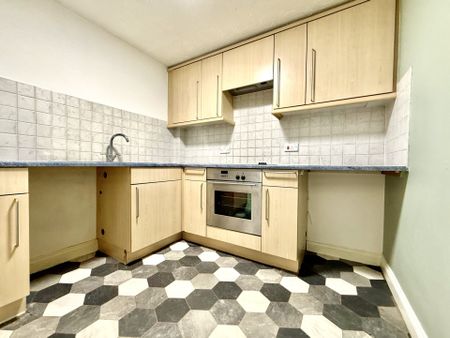 Mountbatten Close, Preston - Photo 3