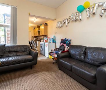 5 bedroom house to rent - Photo 2