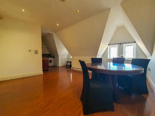 2 bedroom flat to rent - Photo 1