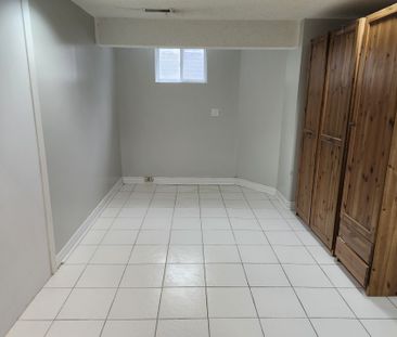 For Lease - 107 Flushing Avenue Unit# BSMT, Vaughan, Ontario - Photo 6