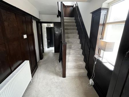 3 bedroom semi-detached house to rent - Photo 3