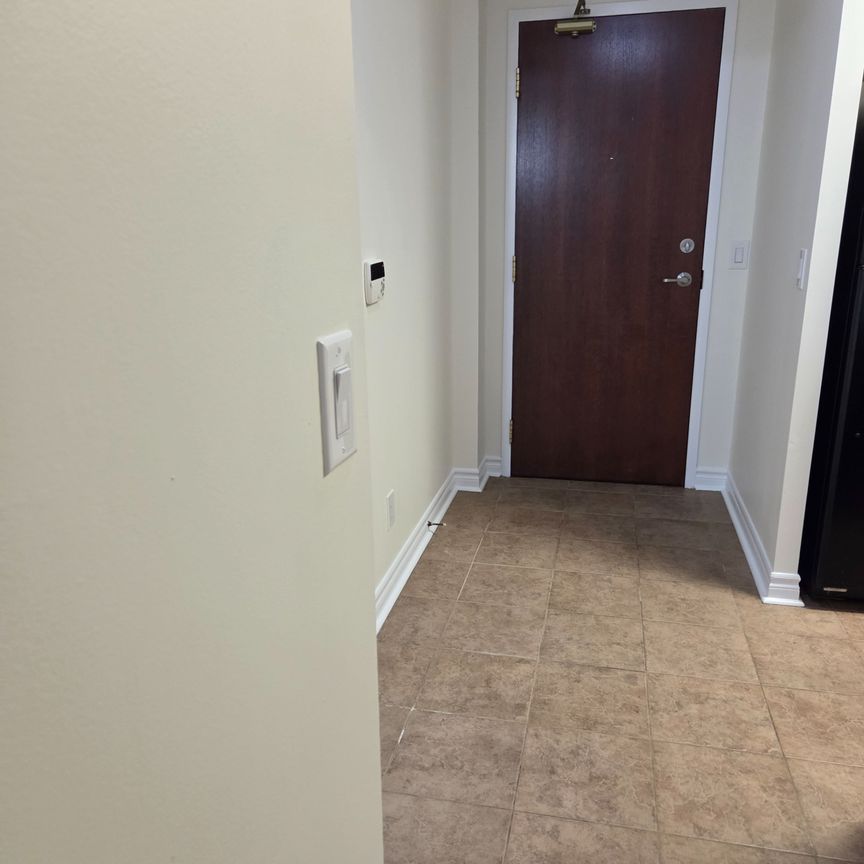 For Lease - 5 Michael Power Place Unit# 705, Toronto, Ontario - Photo 1