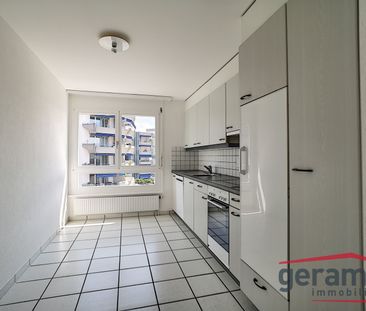 Grand appartement de 4.5 pièces au 1er étage - Photo 1