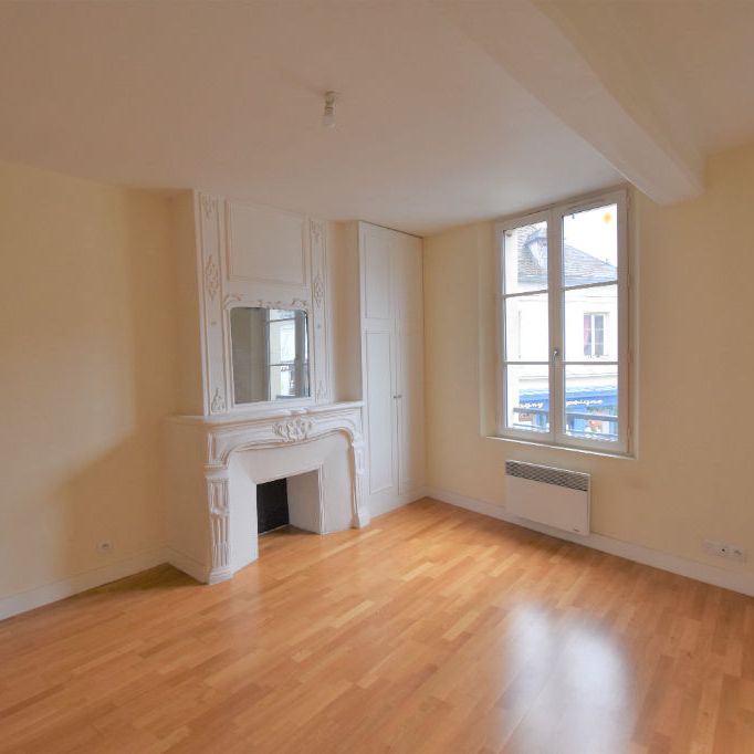 Location appartement 3 pièces, 75.88m², Magny-en-Vexin - Photo 1