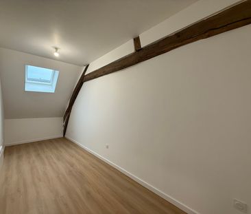 Location Appartement 3 pièces 56m² - Photo 3