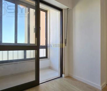 Apartment T2 in Cacém e São Marcos, Sintra - Photo 5