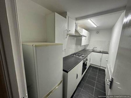 1 bedroom flat to rent - Photo 5