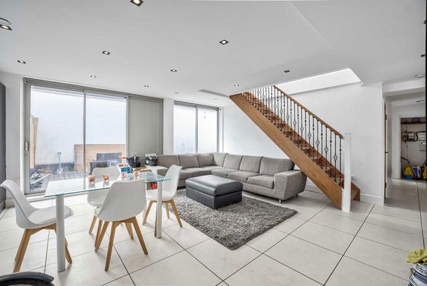 4 bedroom house to rent - Photo 1