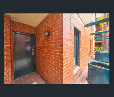 Exclusive Living In The Heart Of The West End! - Photo 1