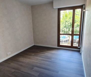 Appartement à louer 4 pièces 78m² - Photo 2