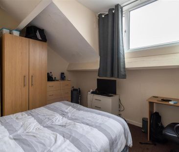 4 bedroom house to rent - Photo 3