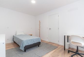 3 Quartos para estudantes junto ao Polo 2 em Coimbra