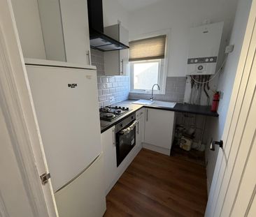 Cossington Road, Westcliff-On-Sea SS0, London - Photo 4