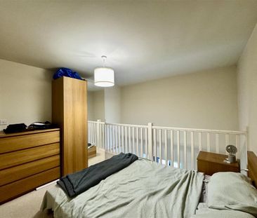 2 bedroom flat to rent - Photo 6